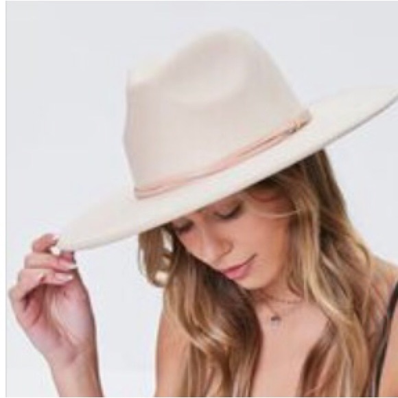 Sale 🇺🇸 Brand New Nude hat - Picture 2 of 5